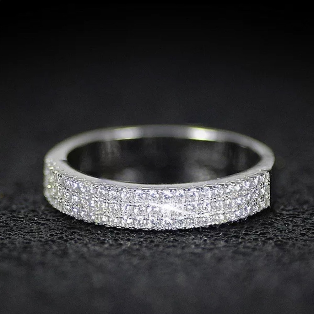 ✨BEST SELLER✨Gorgeous Dainty Band✨ - Picture 6 of 8